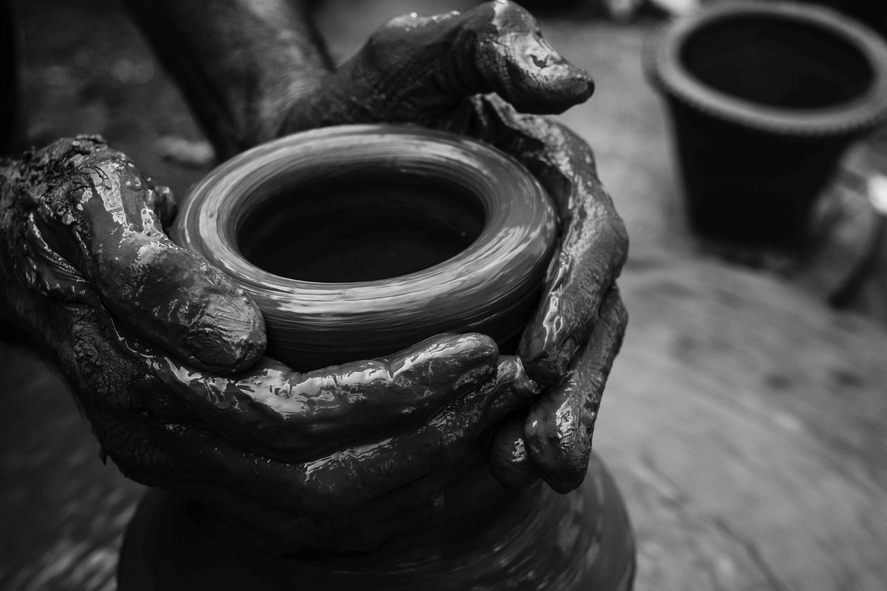pottery, clay, art-2784564.jpg